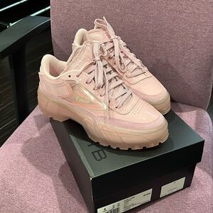 Cardi b Reebok